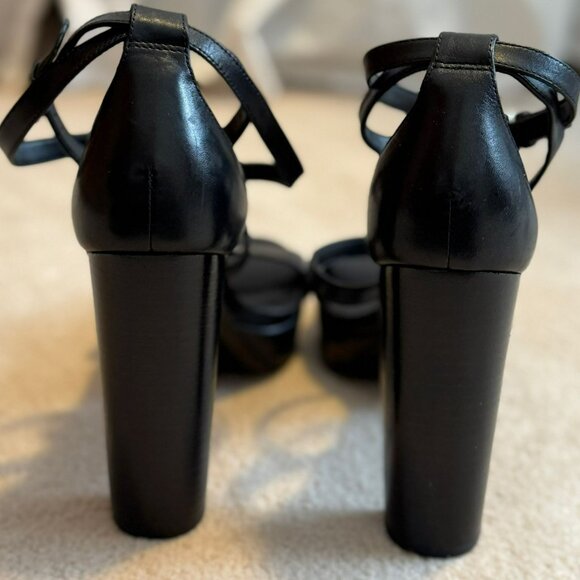 Michael Kors Charlize Crisscross Strappy Black Acorn Platform Sandal Women SZ 7 - Picture 13 of 14